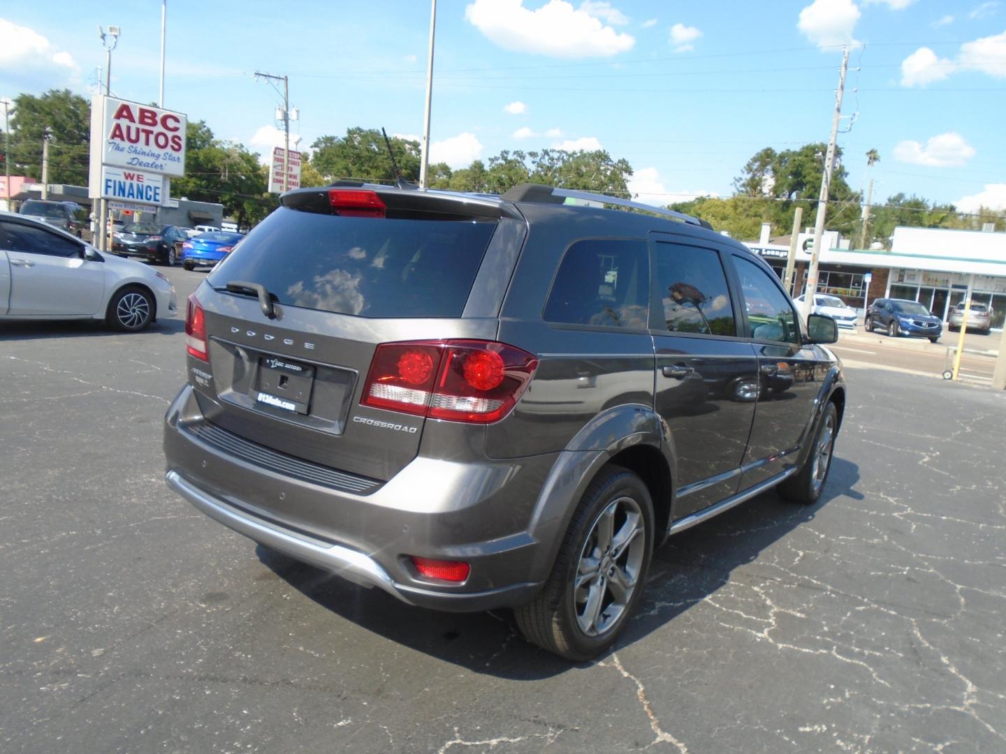 2018 Dodge Journey (3C4PDCGB4JT) , located at 6112 N Florida Avenue, Tampa, FL, 33604, (888) 521-5131, 27.954929, -82.459534 - Photo#6